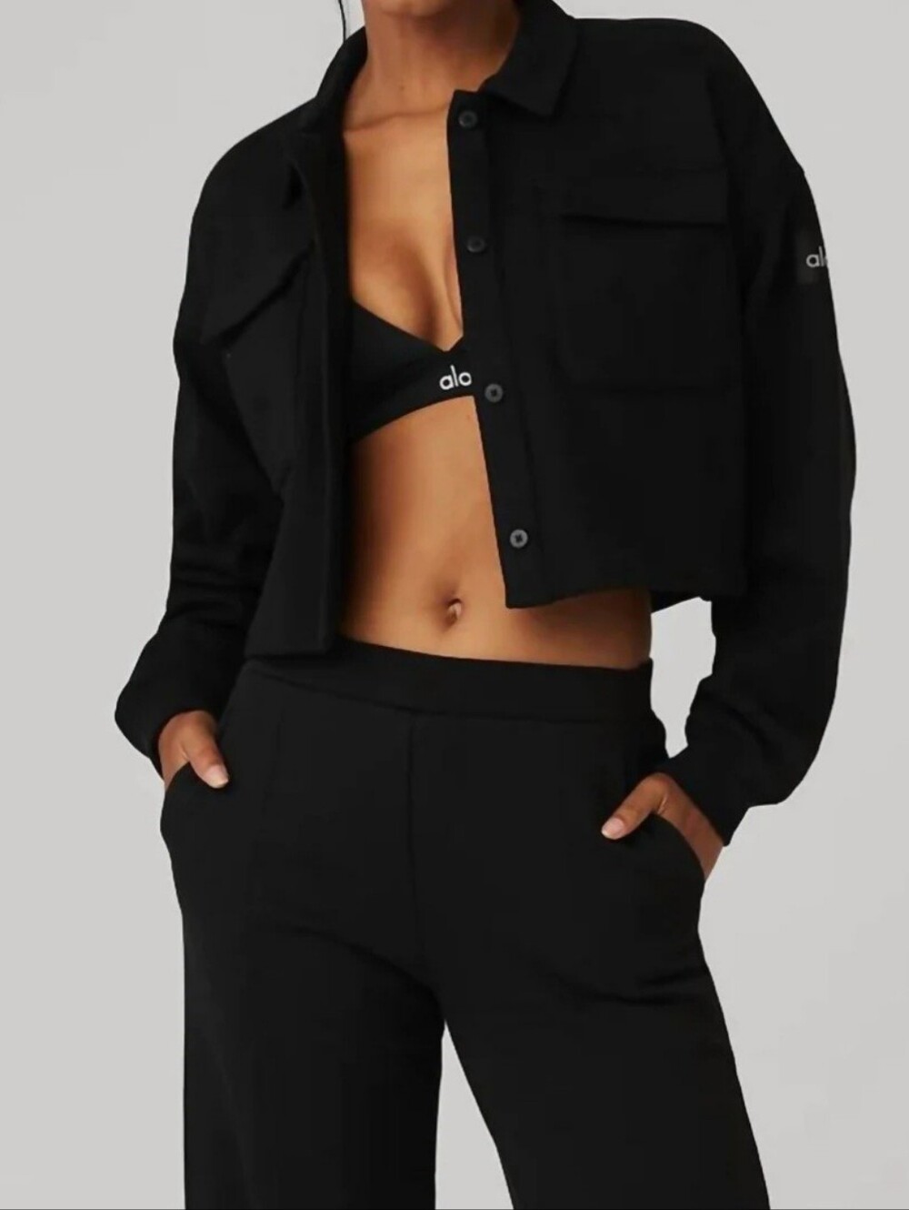 Alo - Renown Cropped Button-Up Pullover